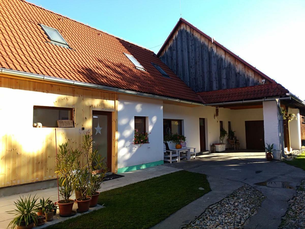 Vidiecky Apartman Kubo Pavcina Lehota  Bagian luar foto