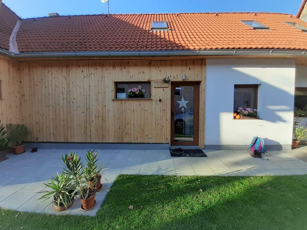 Vidiecky Apartman Kubo Pavcina Lehota  Bagian luar foto